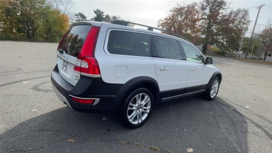 Used Volvo XC70 AWD 4dr Wgn T5 Premier 2016 | Wiz Leasing Inc. Stratford, Connecticut Used Volvo XC70 AWD 4dr Wgn T5 Premier 2016 | Wiz Leasing Inc. Stratford, Connecticut