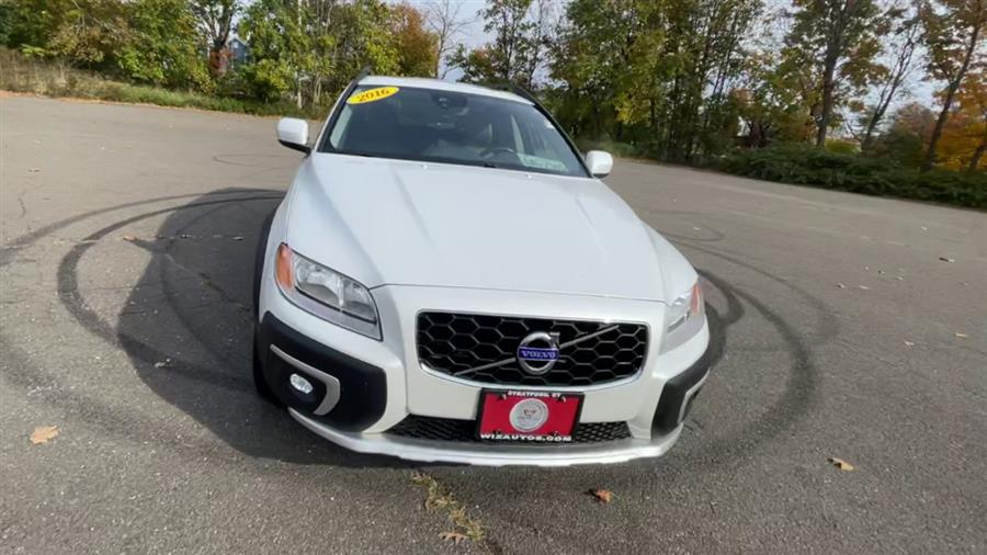 Used Volvo XC70 AWD 4dr Wgn T5 Premier 2016 | Wiz Leasing Inc. Stratford, Connecticut Used Volvo XC70 AWD 4dr Wgn T5 Premier 2016 | Wiz Leasing Inc. Stratford, Connecticut