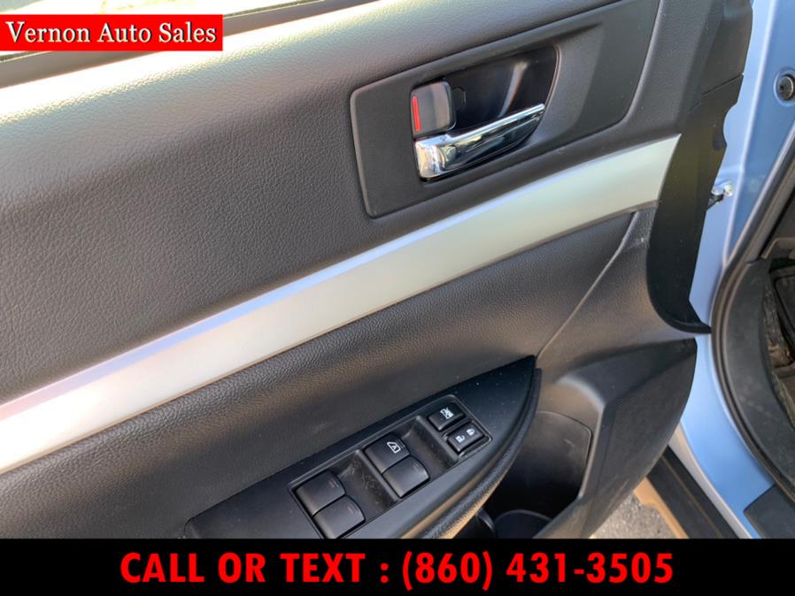 2012 Subaru Outback 4dr Wgn H4 Auto 2.5i Premium, available for sale in Manchester, Connecticut | Vernon Auto Sale & Service. Manchester, Connecticut 2012 Subaru Outback 4dr Wgn H4 Auto 2.5i Premium, available for sale in Manchester, Connecticut | Vernon Auto Sale & Service. Manchester, Connecticut