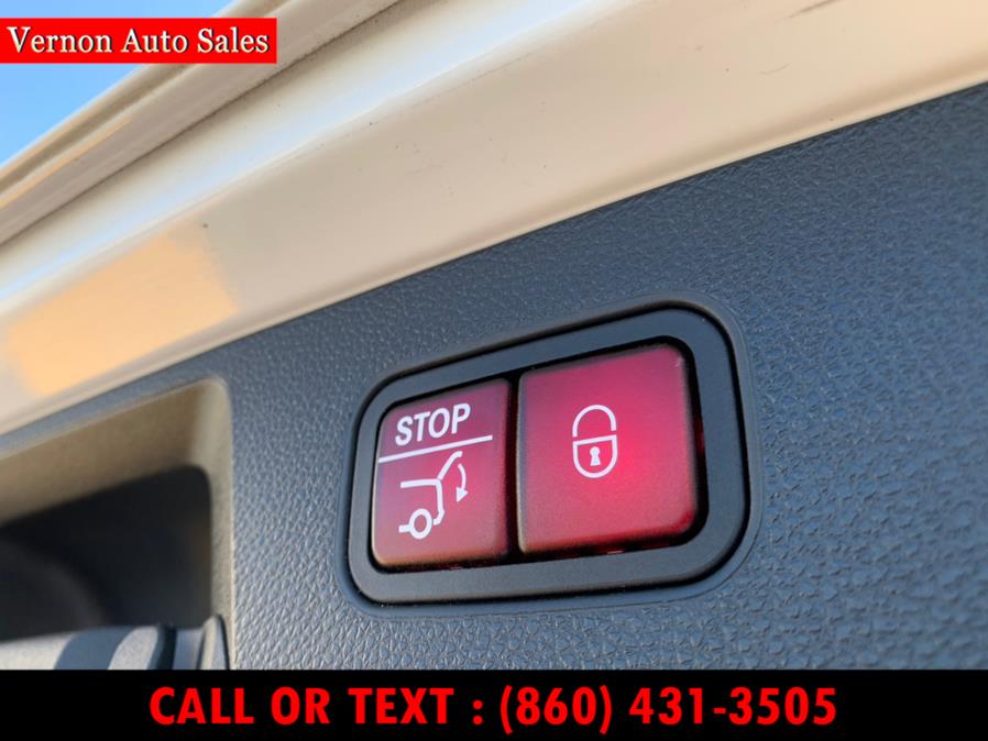 Used Mercedes-Benz GLK-Class 4MATIC 4dr GLK350 2014 | Vernon Auto Sale & Service. Manchester, Connecticut Used Mercedes-Benz GLK-Class 4MATIC 4dr GLK350 2014 | Vernon Auto Sale & Service. Manchester, Connecticut