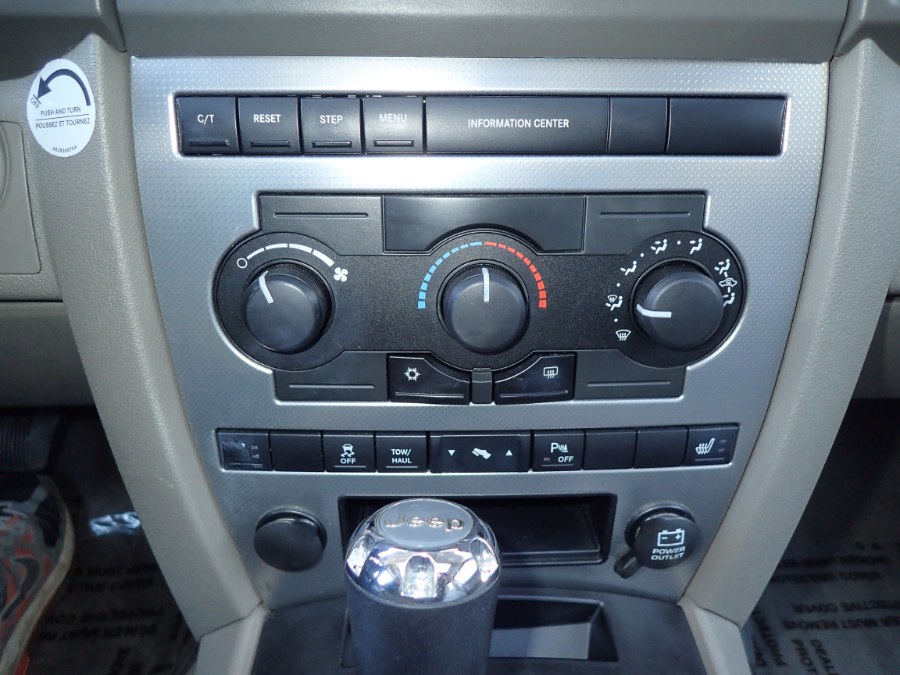 Used Jeep Commander 4dr 4WD 2006 | Eagleville Motors. Storrs, Connecticut Used Jeep Commander 4dr 4WD 2006 | Eagleville Motors. Storrs, Connecticut