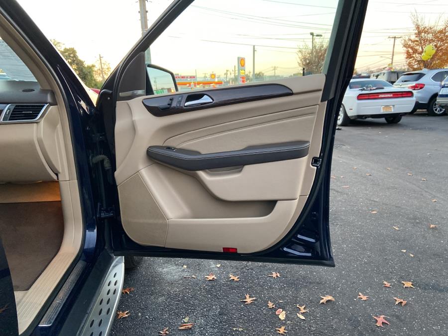 2015 Mercedes-Benz ML350 CLEAN CARFAX!!!, available for sale in Rosedale, New York | Sunrise Auto Sales. Rosedale, New York 2015 Mercedes-Benz ML350 CLEAN CARFAX!!!, available for sale in Rosedale, New York | Sunrise Auto Sales. Rosedale, New York