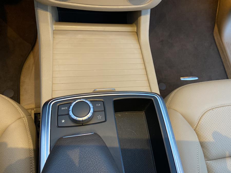 2015 Mercedes-Benz ML350 CLEAN CARFAX!!!, available for sale in Rosedale, New York | Sunrise Auto Sales. Rosedale, New York 2015 Mercedes-Benz ML350 CLEAN CARFAX!!!, available for sale in Rosedale, New York | Sunrise Auto Sales. Rosedale, New York