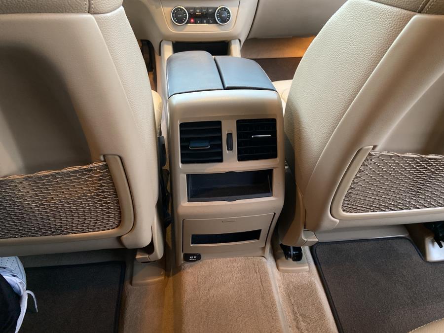 2015 Mercedes-Benz ML350 CLEAN CARFAX!!!, available for sale in Rosedale, New York | Sunrise Auto Sales. Rosedale, New York 2015 Mercedes-Benz ML350 CLEAN CARFAX!!!, available for sale in Rosedale, New York | Sunrise Auto Sales. Rosedale, New York