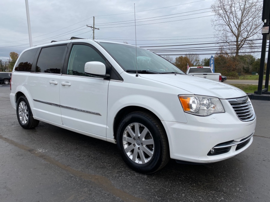 Used Chrysler Town & Country 4dr Wgn Touring 2014 | Marsh Auto Sales LLC. Ortonville, Michigan Used Chrysler Town & Country 4dr Wgn Touring 2014 | Marsh Auto Sales LLC. Ortonville, Michigan