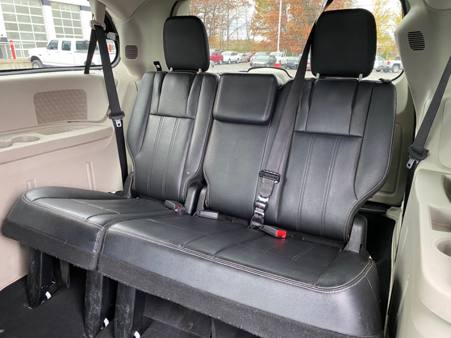 Used Chrysler Town & Country 4dr Wgn Touring 2014 | Marsh Auto Sales LLC. Ortonville, Michigan Used Chrysler Town & Country 4dr Wgn Touring 2014 | Marsh Auto Sales LLC. Ortonville, Michigan