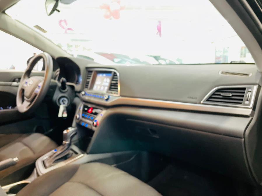 Used Hyundai Elantra SEL 2.0L Auto (Alabama) 2018 | Luxury Motor Club. Franklin Square, New York Used Hyundai Elantra SEL 2.0L Auto (Alabama) 2018 | Luxury Motor Club. Franklin Square, New York
