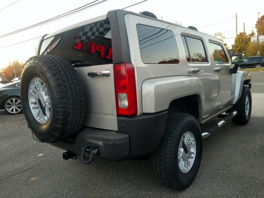 Used HUMMER H3 4dr 4WD SUV 2006 | Alpine Motors Inc. Wantagh, New York Used HUMMER H3 4dr 4WD SUV 2006 | Alpine Motors Inc. Wantagh, New York