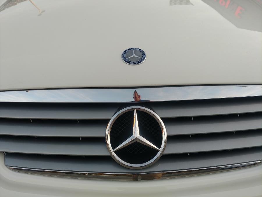 Used Mercedes-Benz C-Class 2dr Sport Cpe 1.8L 2004 | Alpine Motors Inc. Wantagh, New York Used Mercedes-Benz C-Class 2dr Sport Cpe 1.8L 2004 | Alpine Motors Inc. Wantagh, New York