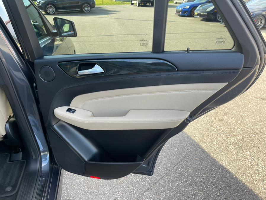 Used Mercedes-Benz M-Class 4MATIC 4dr ML 400 2015 | Mike And Tony Auto Sales, Inc. South Windsor, Connecticut Used Mercedes-Benz M-Class 4MATIC 4dr ML 400 2015 | Mike And Tony Auto Sales, Inc. South Windsor, Connecticut