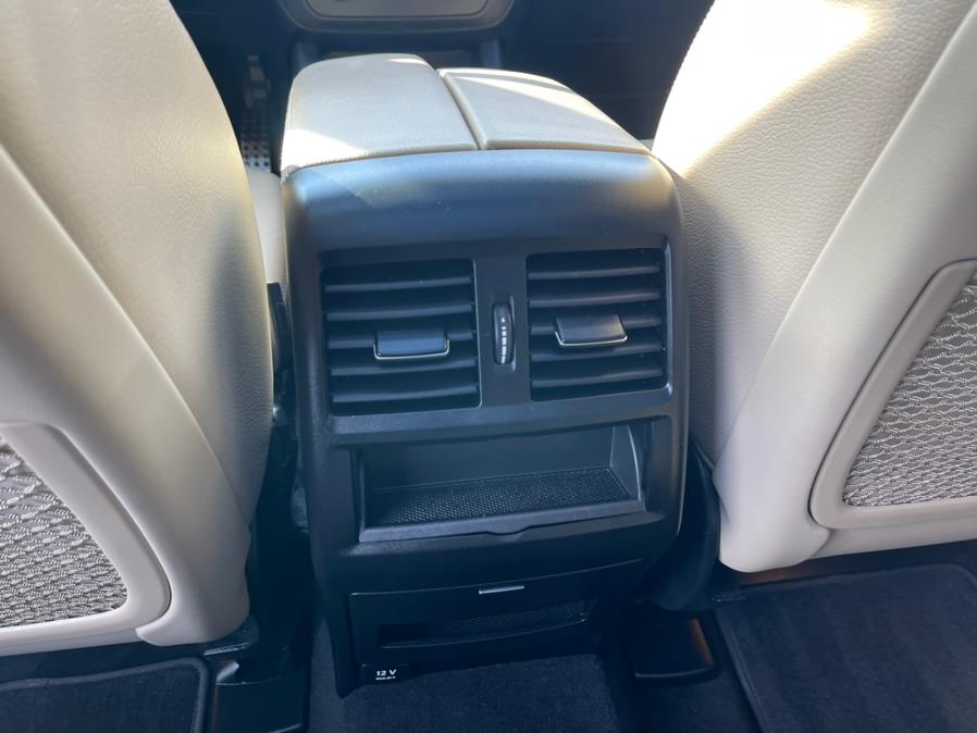Used Mercedes-Benz M-Class 4MATIC 4dr ML 400 2015 | Mike And Tony Auto Sales, Inc. South Windsor, Connecticut Used Mercedes-Benz M-Class 4MATIC 4dr ML 400 2015 | Mike And Tony Auto Sales, Inc. South Windsor, Connecticut