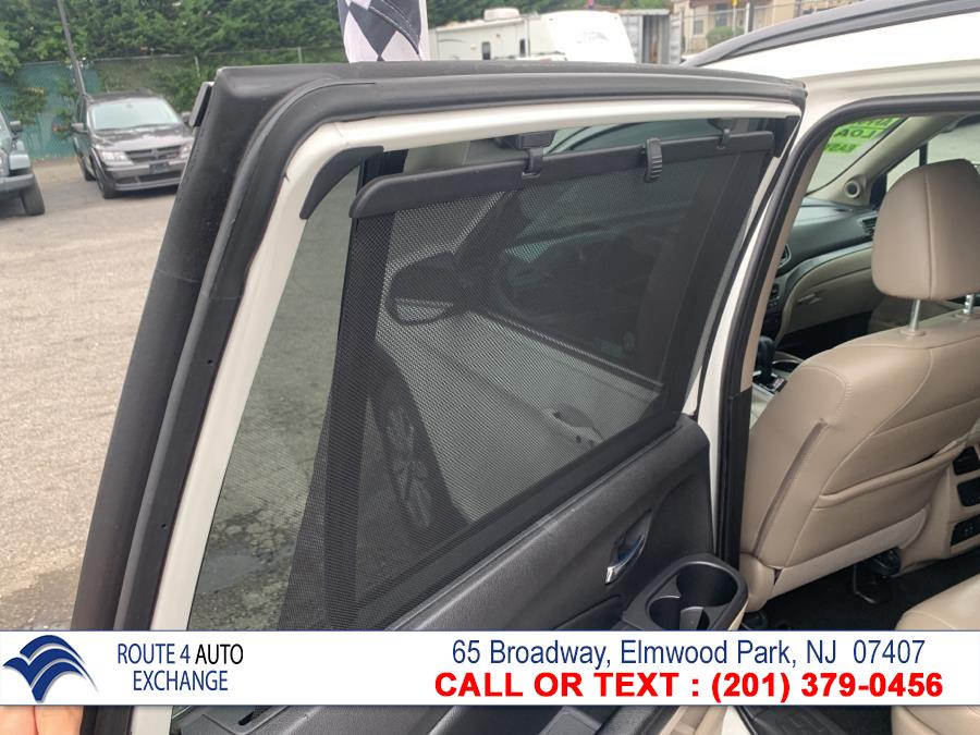 Used Honda Pilot EX-L w/Navi & RES AWD 2019 | Route 4 Auto Exchange. Elmwood Park, New Jersey Used Honda Pilot EX-L w/Navi & RES AWD 2019 | Route 4 Auto Exchange. Elmwood Park, New Jersey