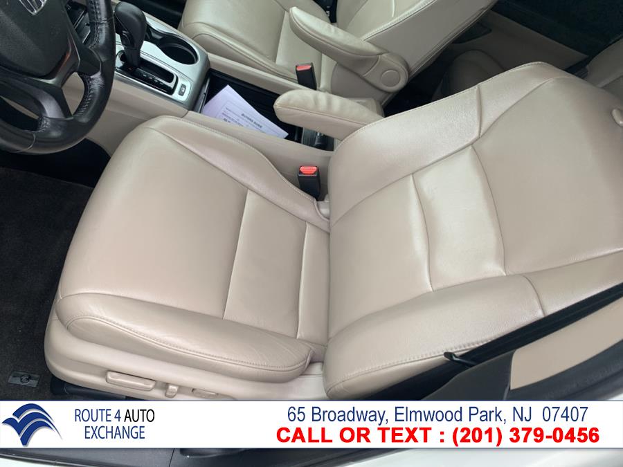 Used Honda Pilot EX-L w/Navi & RES AWD 2019 | Route 4 Auto Exchange. Elmwood Park, New Jersey Used Honda Pilot EX-L w/Navi & RES AWD 2019 | Route 4 Auto Exchange. Elmwood Park, New Jersey