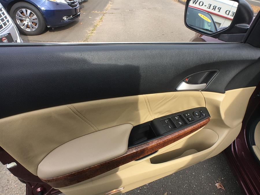 Used Honda Accord Sdn 4dr I4 Auto EX-L 2012 | Smart Buy Auto Sales, LLC. Wallingford, Connecticut Used Honda Accord Sdn 4dr I4 Auto EX-L 2012 | Smart Buy Auto Sales, LLC. Wallingford, Connecticut