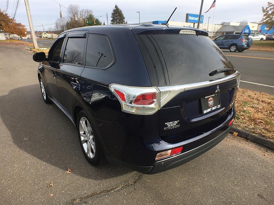 Used Mitsubishi Outlander 4WD 4dr SE 2014 | Smart Buy Auto Sales, LLC. Wallingford, Connecticut Used Mitsubishi Outlander 4WD 4dr SE 2014 | Smart Buy Auto Sales, LLC. Wallingford, Connecticut