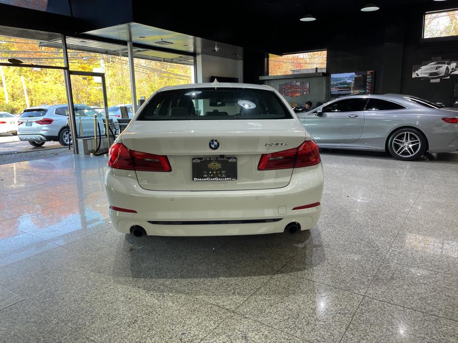 Used BMW 5 Series 530e xDrive iPerformance Plug-In Hybrid 2018 | Dream Car Gallery. Woodbury, New York Used BMW 5 Series 530e xDrive iPerformance Plug-In Hybrid 2018 | Dream Car Gallery. Woodbury, New York