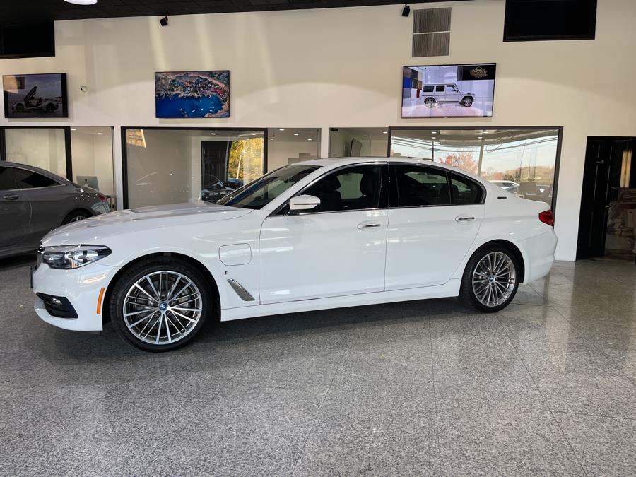 Used BMW 5 Series 530e xDrive iPerformance Plug-In Hybrid 2018 | Dream Car Gallery. Woodbury, New York Used BMW 5 Series 530e xDrive iPerformance Plug-In Hybrid 2018 | Dream Car Gallery. Woodbury, New York
