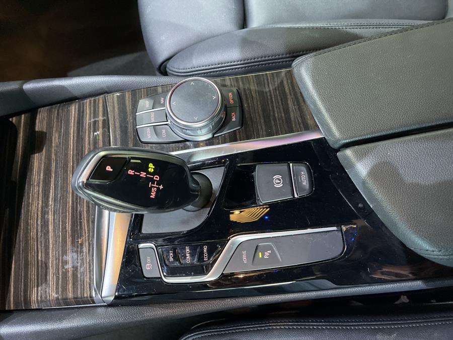 Used BMW 5 Series 530e xDrive iPerformance Plug-In Hybrid 2018 | Dream Car Gallery. Woodbury, New York Used BMW 5 Series 530e xDrive iPerformance Plug-In Hybrid 2018 | Dream Car Gallery. Woodbury, New York