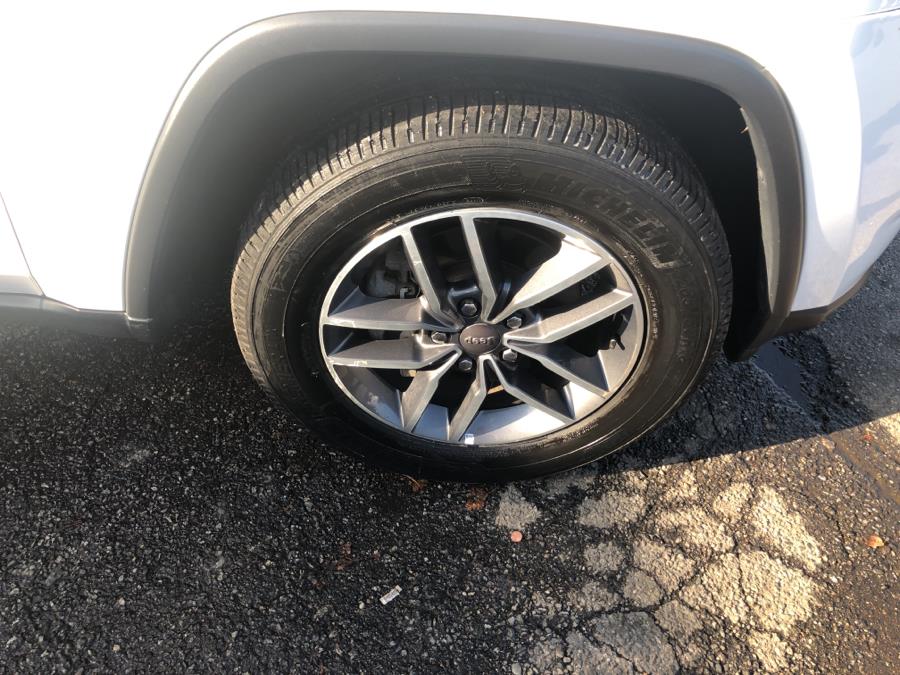 Used Jeep Grand Cherokee Limited 4x4 2019 | Auto Haus of Irvington Corp. Irvington , New Jersey