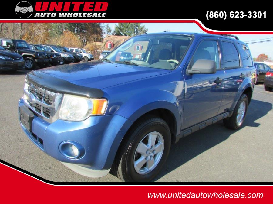 2009 Ford Escape 4WD 4dr I4 Auto XLT, available for sale in East Windsor, Connecticut | United Auto Sales of E Windsor, Inc. East Windsor, Connecticut