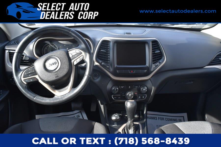 Used Jeep Cherokee 4WD 4dr Latitude 2014 | Select Auto Dealers Corp. Brooklyn, New York Used Jeep Cherokee 4WD 4dr Latitude 2014 | Select Auto Dealers Corp. Brooklyn, New York