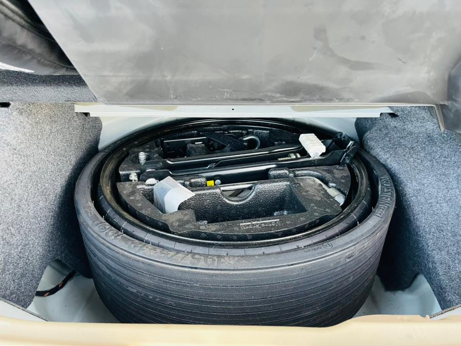 Used Mercedes-Benz R-Class 4MATIC 4dr 3.5L 2007 | Supreme Automotive. New Britain, Connecticut Used Mercedes-Benz R-Class 4MATIC 4dr 3.5L 2007 | Supreme Automotive. New Britain, Connecticut