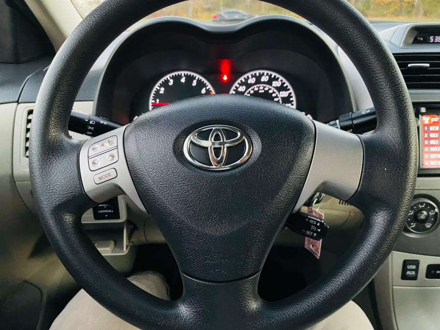2013 Toyota Corolla 4dr Sdn Auto LE, available for sale in New Britain, Connecticut | Supreme Automotive. New Britain, Connecticut 2013 Toyota Corolla 4dr Sdn Auto LE, available for sale in New Britain, Connecticut | Supreme Automotive. New Britain, Connecticut