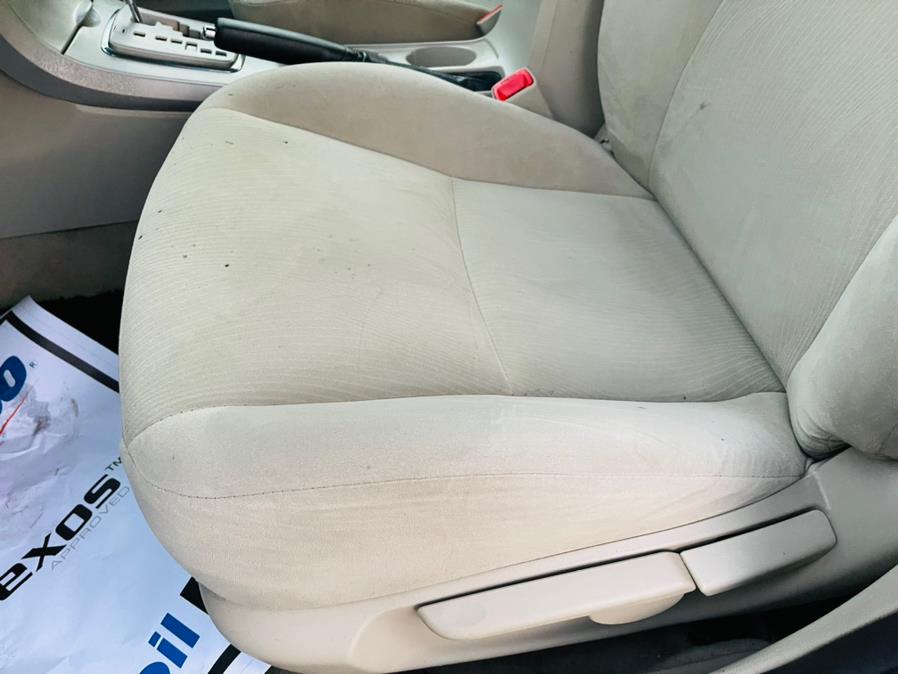 2013 Toyota Corolla 4dr Sdn Auto LE, available for sale in New Britain, Connecticut | Supreme Automotive. New Britain, Connecticut 2013 Toyota Corolla 4dr Sdn Auto LE, available for sale in New Britain, Connecticut | Supreme Automotive. New Britain, Connecticut