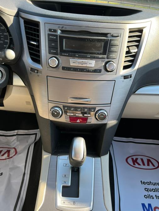 Used Subaru Outback 4dr Wgn H4 Auto 2.5i Premium 2013 | Main Auto of Berlin. Berlin, Connecticut Used Subaru Outback 4dr Wgn H4 Auto 2.5i Premium 2013 | Main Auto of Berlin. Berlin, Connecticut