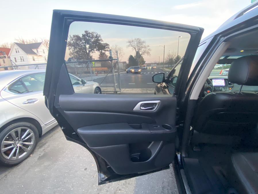 Used Nissan Pathfinder 4WD 4dr SL 2014 | VEB Auto Sales. Hartford, Connecticut Used Nissan Pathfinder 4WD 4dr SL 2014 | VEB Auto Sales. Hartford, Connecticut