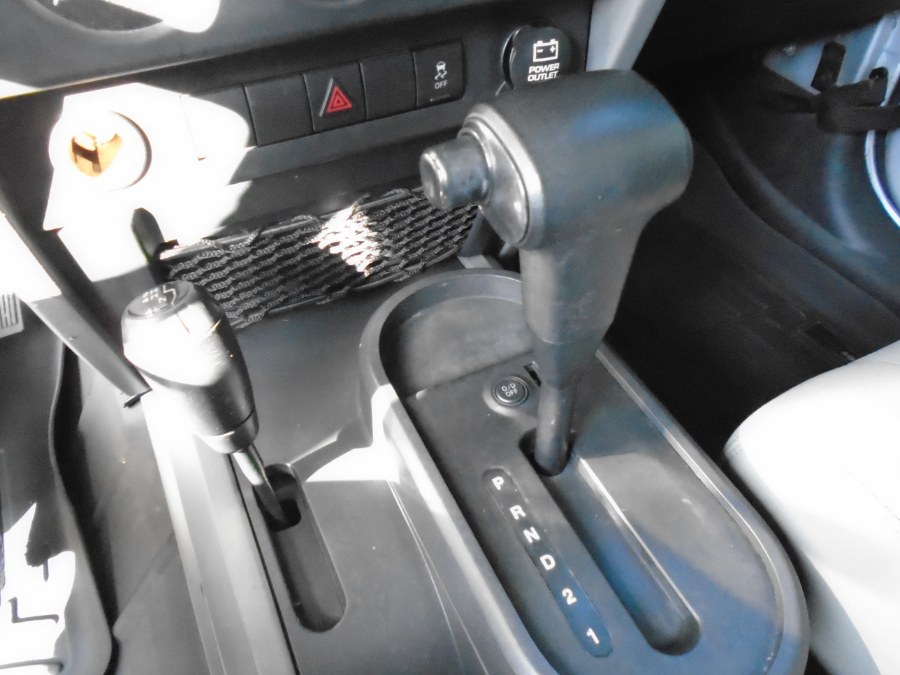 2010 Jeep Wrangler Unlimited 4 dr, available for sale in Waterbury, Connecticut | Jim Juliani Motors. Waterbury, Connecticut 2010 Jeep Wrangler Unlimited 4 dr, available for sale in Waterbury, Connecticut | Jim Juliani Motors. Waterbury, Connecticut