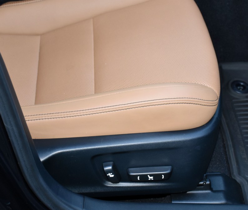 Used Lexus IS IS 300 AWD 2018 | Highline Car Connection. Waterbury, Connecticut Used Lexus IS IS 300 AWD 2018 | Highline Car Connection. Waterbury, Connecticut