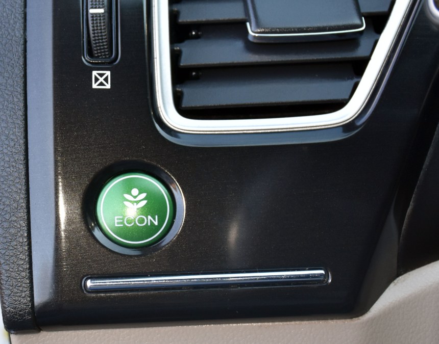 2015 Honda Civic Sedan 4dr CVT SE, available for sale in Waterbury, Connecticut | Highline Car Connection. Waterbury, Connecticut 2015 Honda Civic Sedan 4dr CVT SE, available for sale in Waterbury, Connecticut | Highline Car Connection. Waterbury, Connecticut
