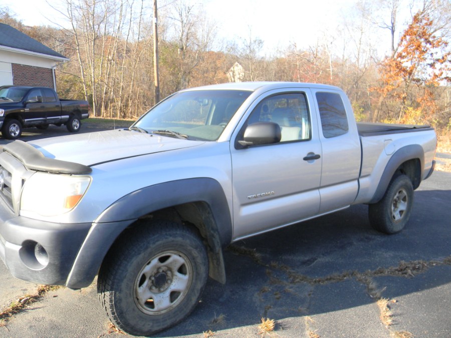 2005 Toyota Tacoma Access 128" Manual 4WD (Natl), available for sale in Southborough, Massachusetts | M&M Vehicles Inc dba Central Motors. Southborough, Massachusetts