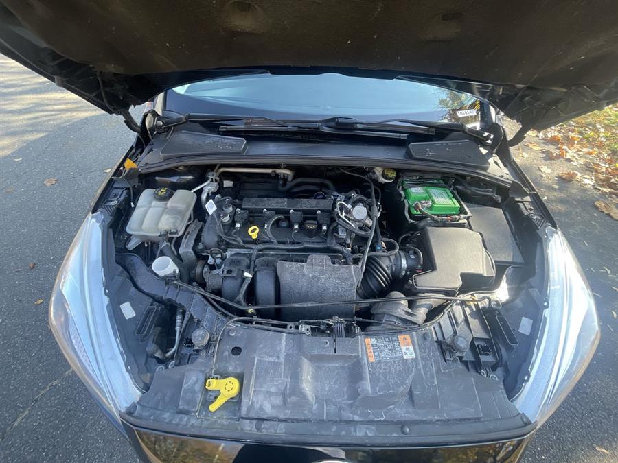 2016 Ford Focus 5dr HB SE, available for sale in Stratford, Connecticut | Wiz Leasing Inc. Stratford, Connecticut 2016 Ford Focus 5dr HB SE, available for sale in Stratford, Connecticut | Wiz Leasing Inc. Stratford, Connecticut