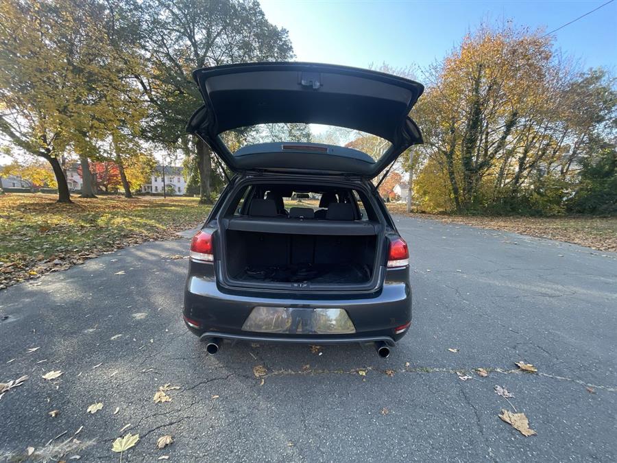 Used Volkswagen GTI 4dr HB Man w/Conv & Sunroof PZEV 2012 | Wiz Leasing Inc. Stratford, Connecticut Used Volkswagen GTI 4dr HB Man w/Conv & Sunroof PZEV 2012 | Wiz Leasing Inc. Stratford, Connecticut