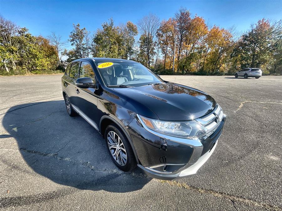 2016 Mitsubishi Outlander AWC 4dr SE, available for sale in Stratford, Connecticut | Wiz Leasing Inc. Stratford, Connecticut
