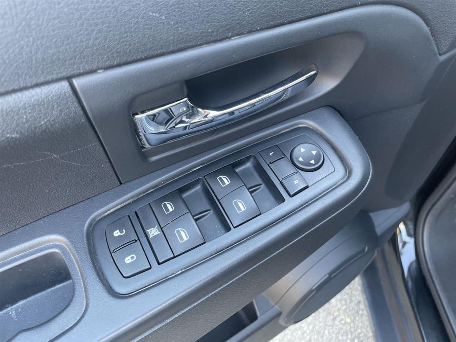 2011 Jeep Liberty 4WD 4dr Sport, available for sale in Stratford, Connecticut | Wiz Leasing Inc. Stratford, Connecticut 2011 Jeep Liberty 4WD 4dr Sport, available for sale in Stratford, Connecticut | Wiz Leasing Inc. Stratford, Connecticut