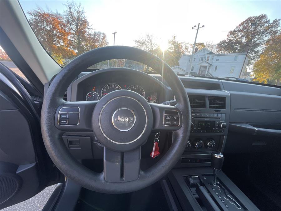 2011 Jeep Liberty 4WD 4dr Sport, available for sale in Stratford, Connecticut | Wiz Leasing Inc. Stratford, Connecticut 2011 Jeep Liberty 4WD 4dr Sport, available for sale in Stratford, Connecticut | Wiz Leasing Inc. Stratford, Connecticut