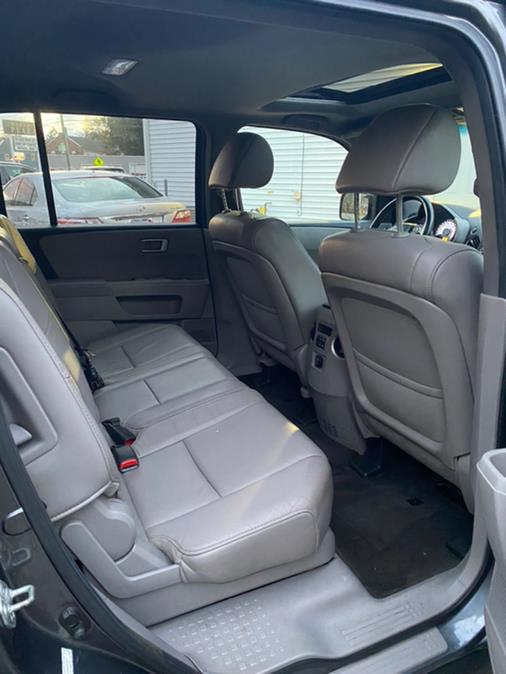 Used Honda Pilot 4WD 4dr EX-L w/Navi 2013 | Malkoon Motors. Agawam, Massachusetts Used Honda Pilot 4WD 4dr EX-L w/Navi 2013 | Malkoon Motors. Agawam, Massachusetts