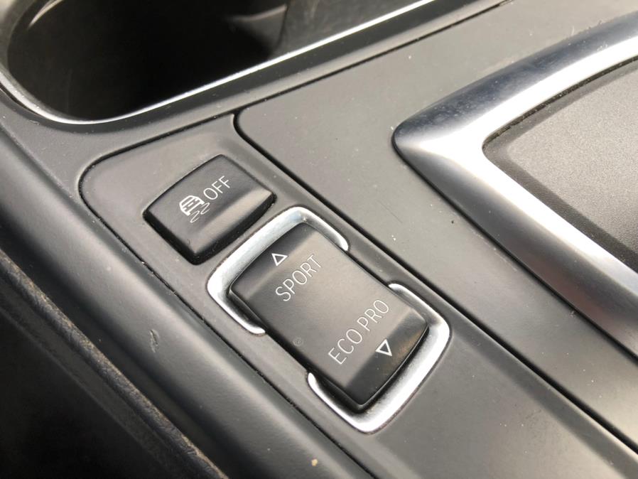 2013 BMW 3 Series 4dr Sdn 328i xDrive AWD, available for sale in Jamaica, New York | Sylhet Motors Inc.. Jamaica, New York 2013 BMW 3 Series 4dr Sdn 328i xDrive AWD, available for sale in Jamaica, New York | Sylhet Motors Inc.. Jamaica, New York