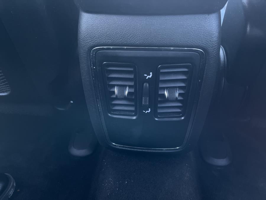 Used Jeep Grand Cherokee 4WD 4dr Laredo 2014 | Sunrise Auto Sales. Rosedale, New York Used Jeep Grand Cherokee 4WD 4dr Laredo 2014 | Sunrise Auto Sales. Rosedale, New York