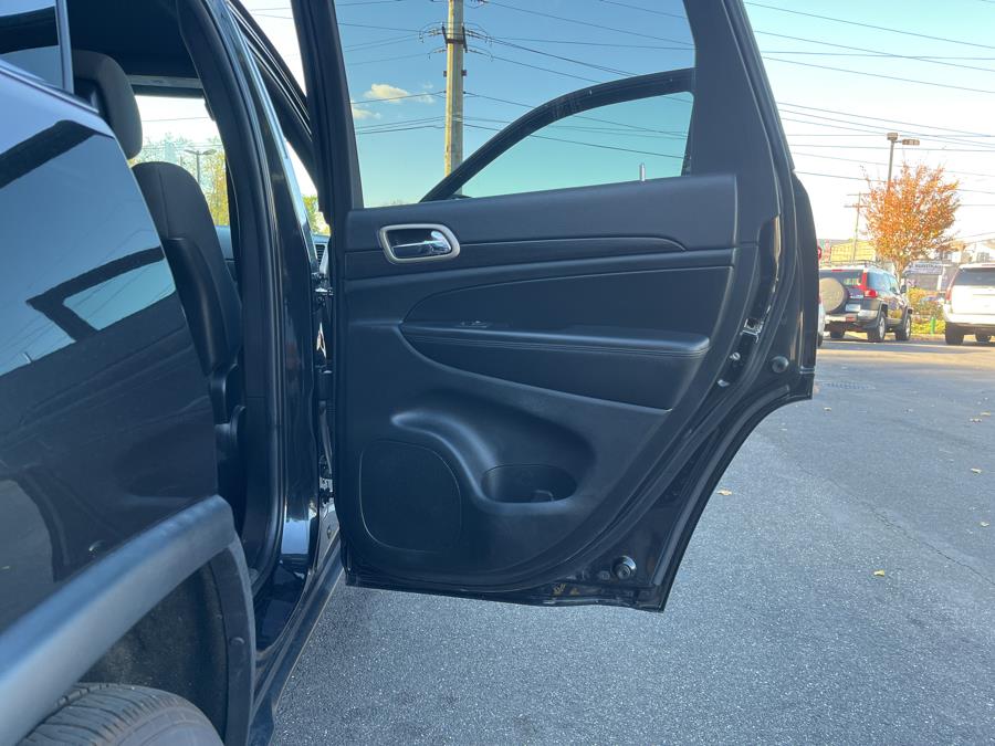 Used Jeep Grand Cherokee 4WD 4dr Laredo 2014 | Sunrise Auto Sales. Rosedale, New York Used Jeep Grand Cherokee 4WD 4dr Laredo 2014 | Sunrise Auto Sales. Rosedale, New York