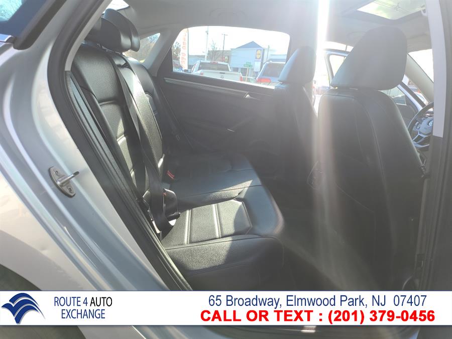 Used Volkswagen Passat 2.0T SE w/Technology Auto 2018 | Route 4 Auto Exchange. Elmwood Park, New Jersey Used Volkswagen Passat 2.0T SE w/Technology Auto 2018 | Route 4 Auto Exchange. Elmwood Park, New Jersey