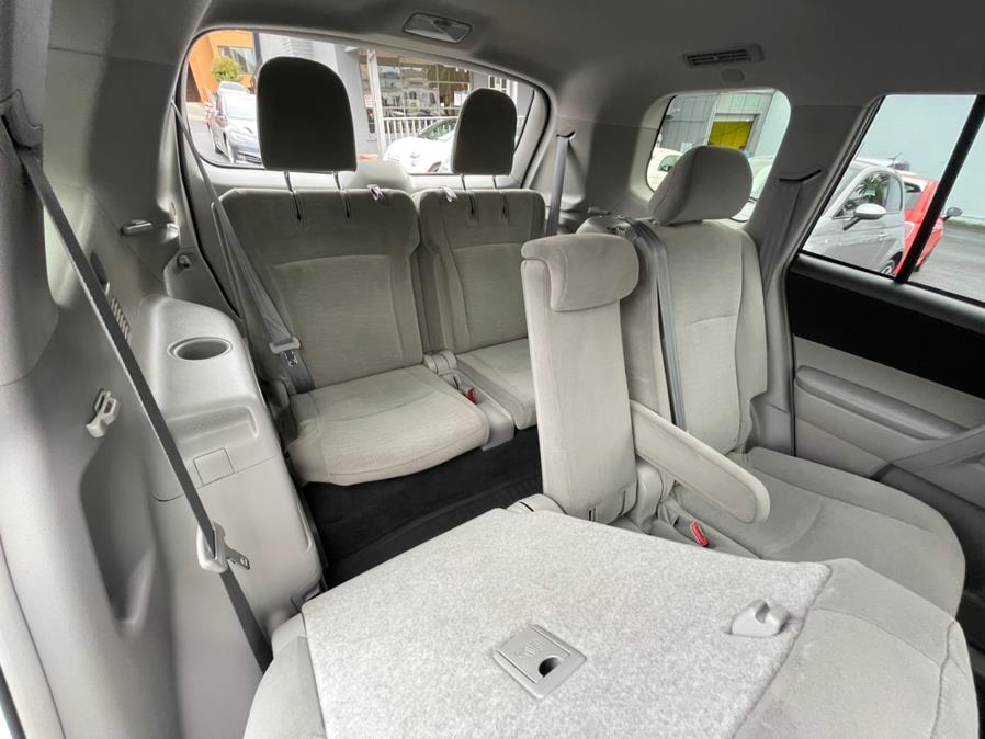 Used Toyota Highlander Hybrid 4WD 2012 | Green Light Auto Wholesale. Daly City, California Used Toyota Highlander Hybrid 4WD 2012 | Green Light Auto Wholesale. Daly City, California