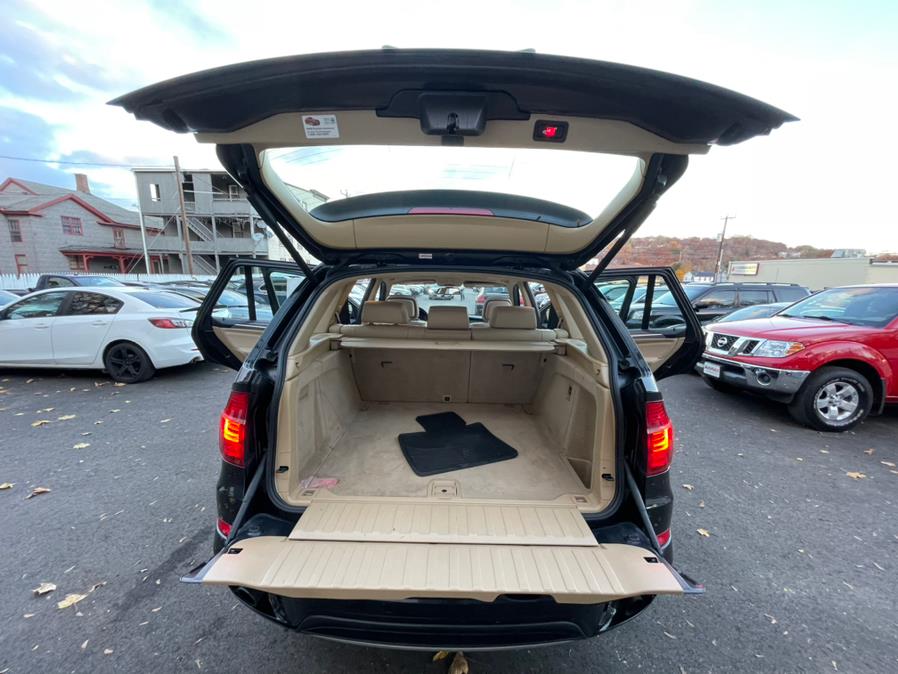 Used BMW X5 AWD 4dr 35i Premium 2012 | Auto Match LLC. Waterbury, Connecticut Used BMW X5 AWD 4dr 35i Premium 2012 | Auto Match LLC. Waterbury, Connecticut