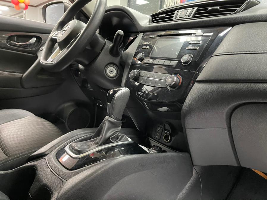 2017 Nissan Rogue AWD SV, available for sale in Inwood, New York | 5 Towns Drive. Inwood, New York 2017 Nissan Rogue AWD SV, available for sale in Inwood, New York | 5 Towns Drive. Inwood, New York