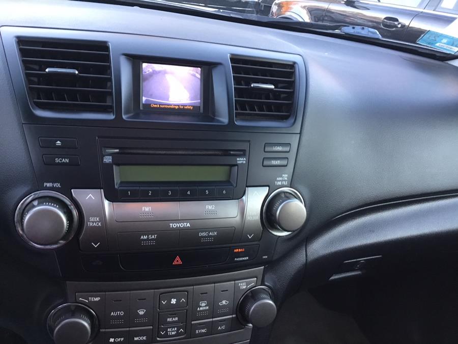 Used Toyota Highlander 4WD 4dr Sport 2008 | Liberty Motors. Manchester, Connecticut Used Toyota Highlander 4WD 4dr Sport 2008 | Liberty Motors. Manchester, Connecticut