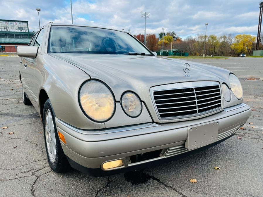 Used Mercedes-Benz E-Class 4dr Sdn 3.2L AWD 1999 | Supreme Automotive. New Britain, Connecticut Used Mercedes-Benz E-Class 4dr Sdn 3.2L AWD 1999 | Supreme Automotive. New Britain, Connecticut