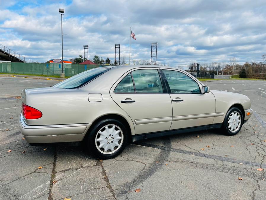 Used Mercedes-Benz E-Class 4dr Sdn 3.2L AWD 1999 | Supreme Automotive. New Britain, Connecticut Used Mercedes-Benz E-Class 4dr Sdn 3.2L AWD 1999 | Supreme Automotive. New Britain, Connecticut